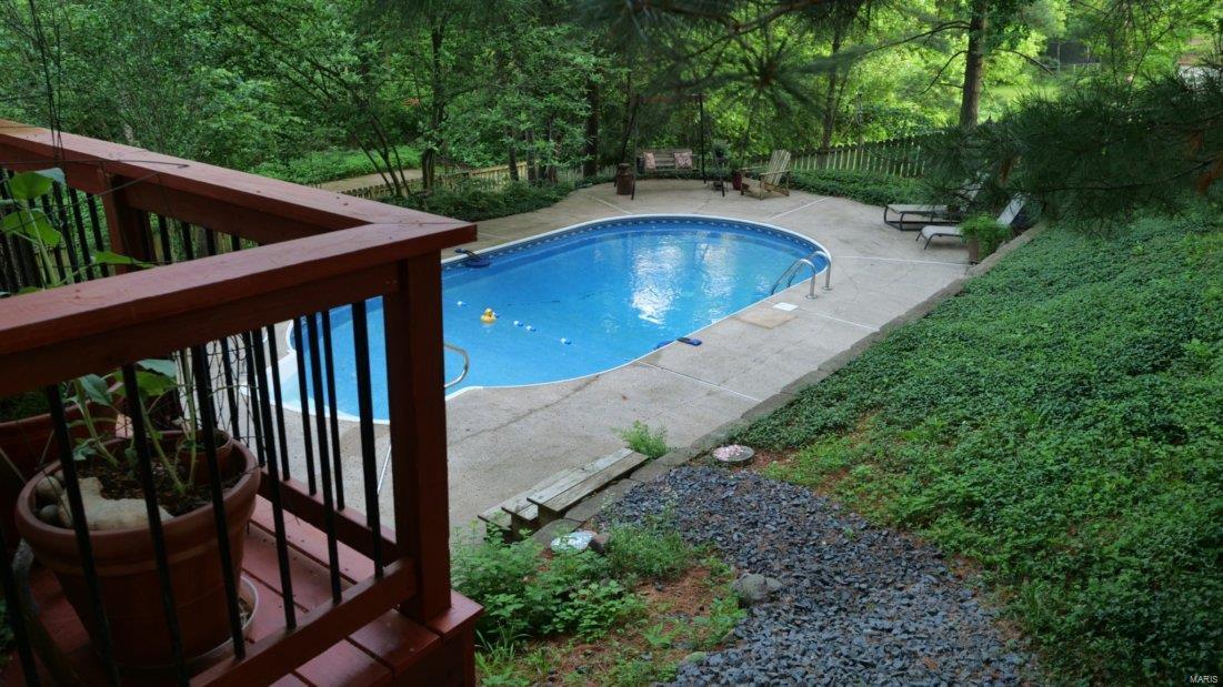 1989 Banyan Tree Road Collinsville, IL 62234 - Photo 8 of 34 Gallery Image 8