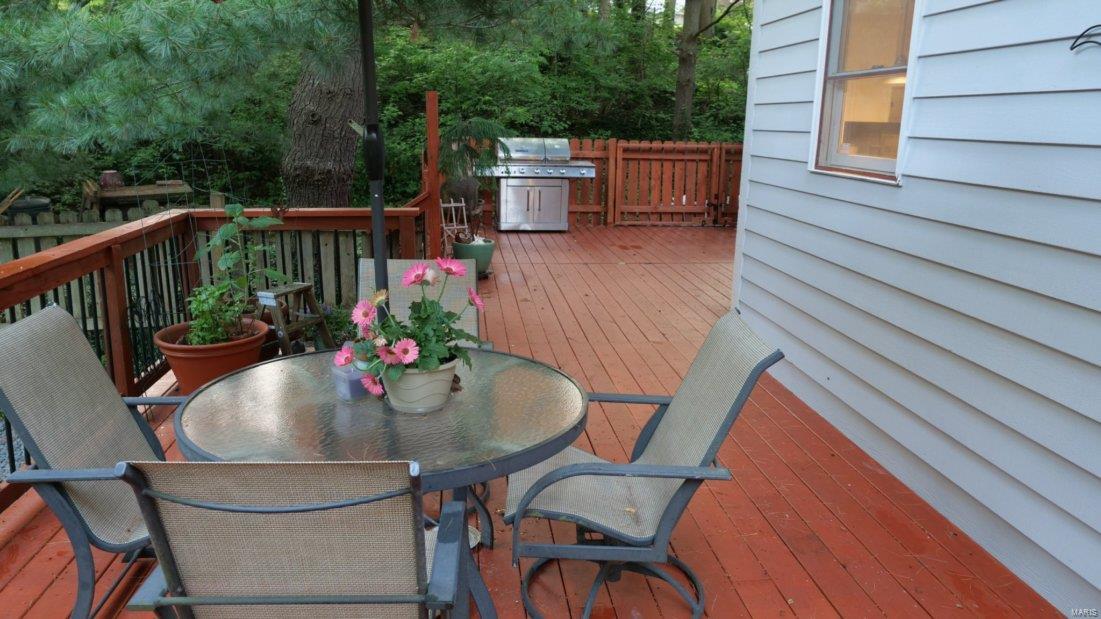 1989 Banyan Tree Road Collinsville, IL 62234 - Photo 10 of 34 Gallery Image 10