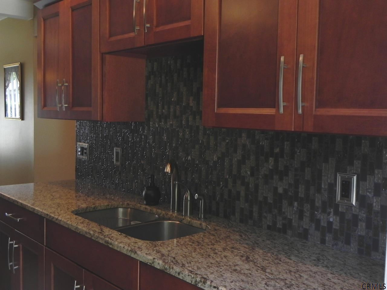 239 Chiswell Road Schenectady, NY 12304 - Photo 8 of 22 Photo 8