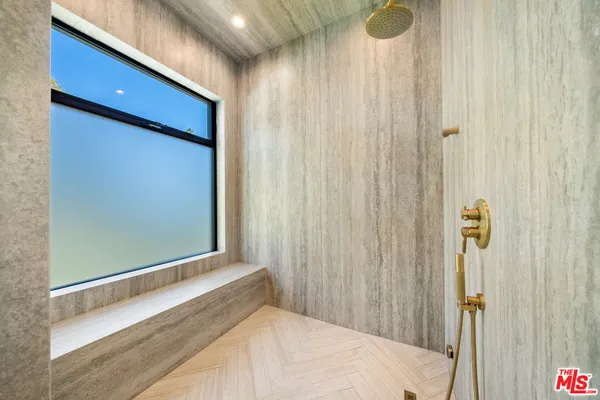 $40,000 | 12001 Crest Court, Beverly Hills, CA 90210