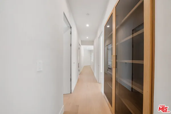 $40,000 | 12001 Crest Court, Beverly Hills, CA 90210