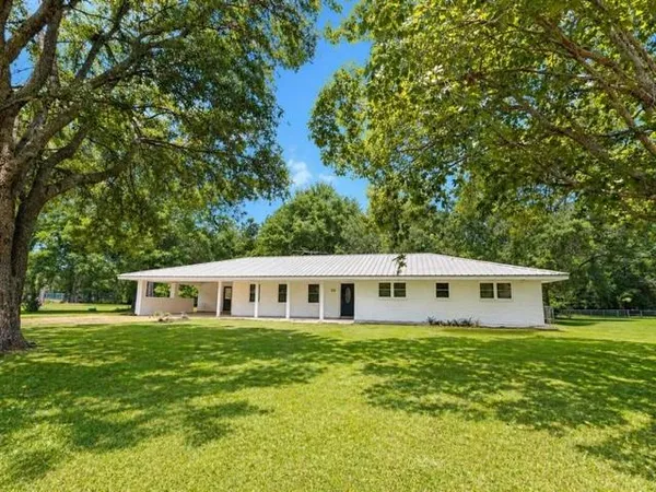 $235,000 | 44220 Highway 445, Robert, LA 70455
