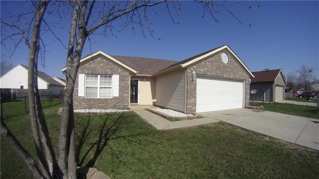 4808 May Ridge Lane Indianapolis, IN 46254 - Photo 1 of 17