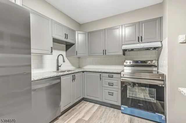 $260,000 | 807 Eves Drive, Unit 1B, Hillsborough, NJ 08844