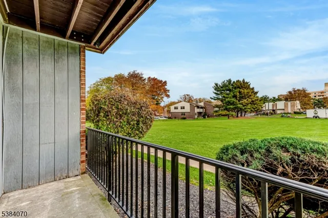 $260,000 | 807 Eves Drive, Unit 1B, Hillsborough, NJ 08844