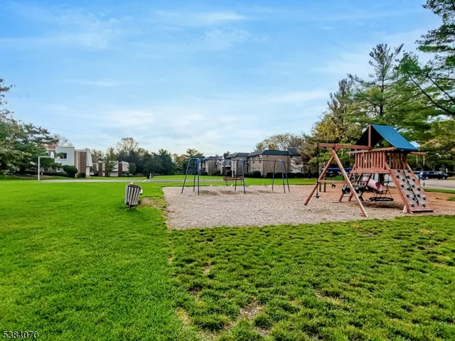 $260,000 | 807 Eves Drive, Unit 1B, Hillsborough, NJ 08844