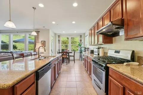 $975,000 | 1884 Woodsage Way, Santa Rosa, CA 95404