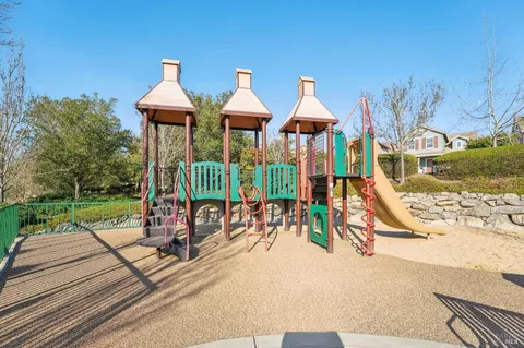 $975,000 | 1884 Woodsage Way, Santa Rosa, CA 95404