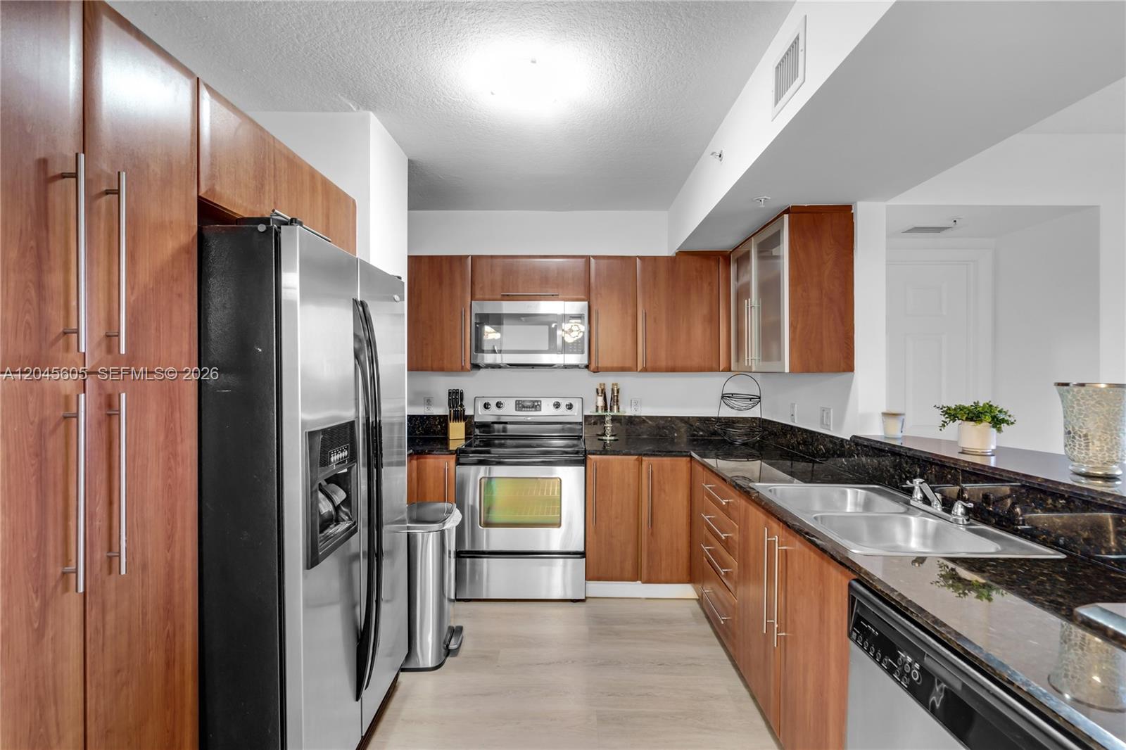 3232 Southwest 22nd Terrace, Unit 804 Miami, FL 33145 - Photo 18 of 32