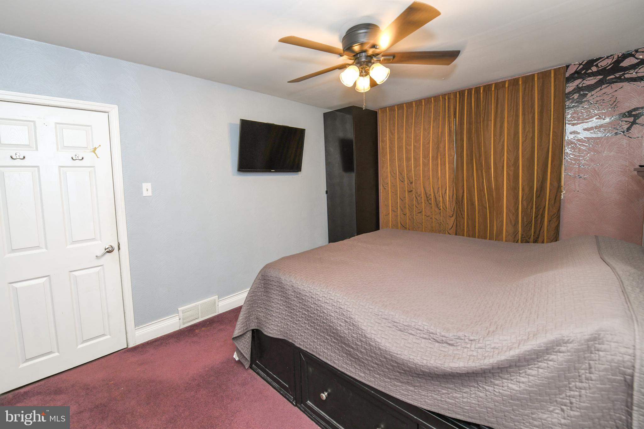 11058 Knights Road Philadelphia, PA 19154 - Photo 29 of 52
