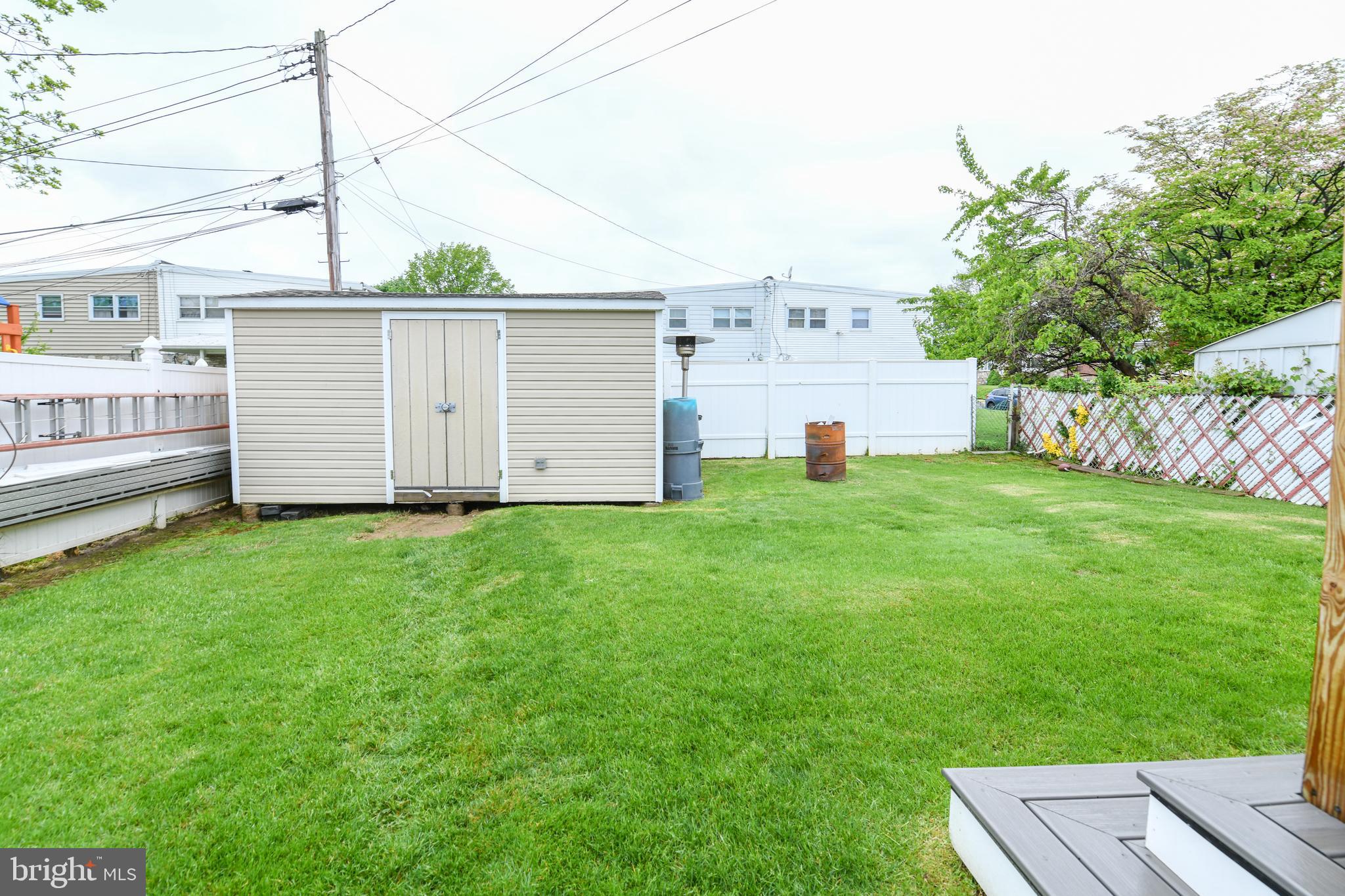 11058 Knights Road Philadelphia, PA 19154 - Photo 8 of 52