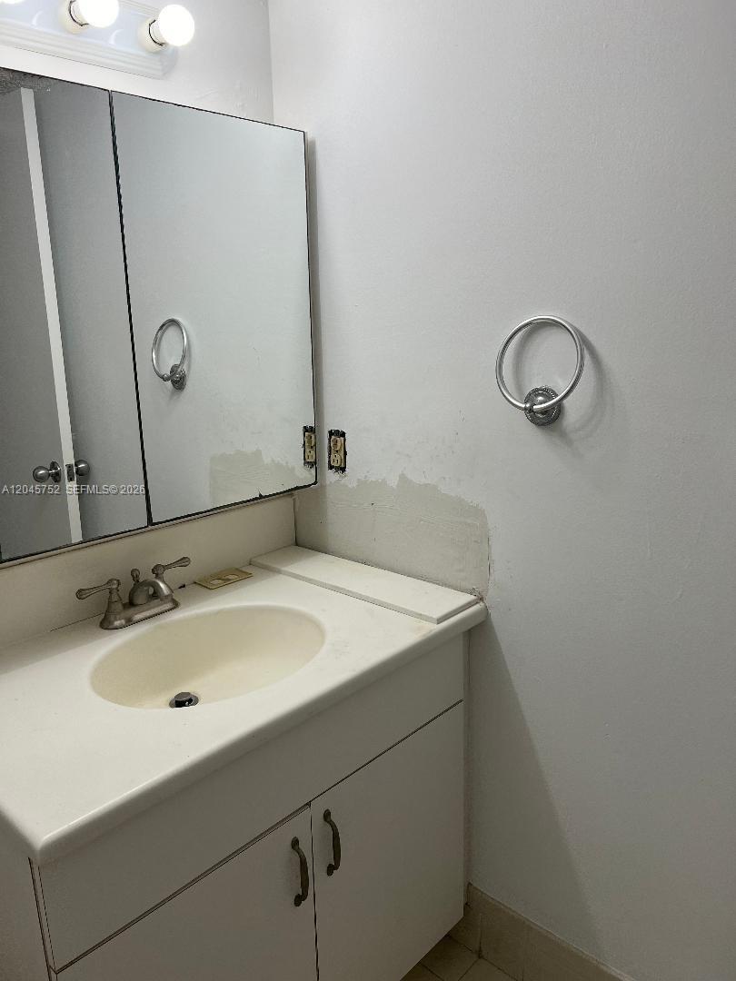6880 Abbott Avenue, Unit 508 Miami Beach, FL 33141 - Photo 12 of 18
