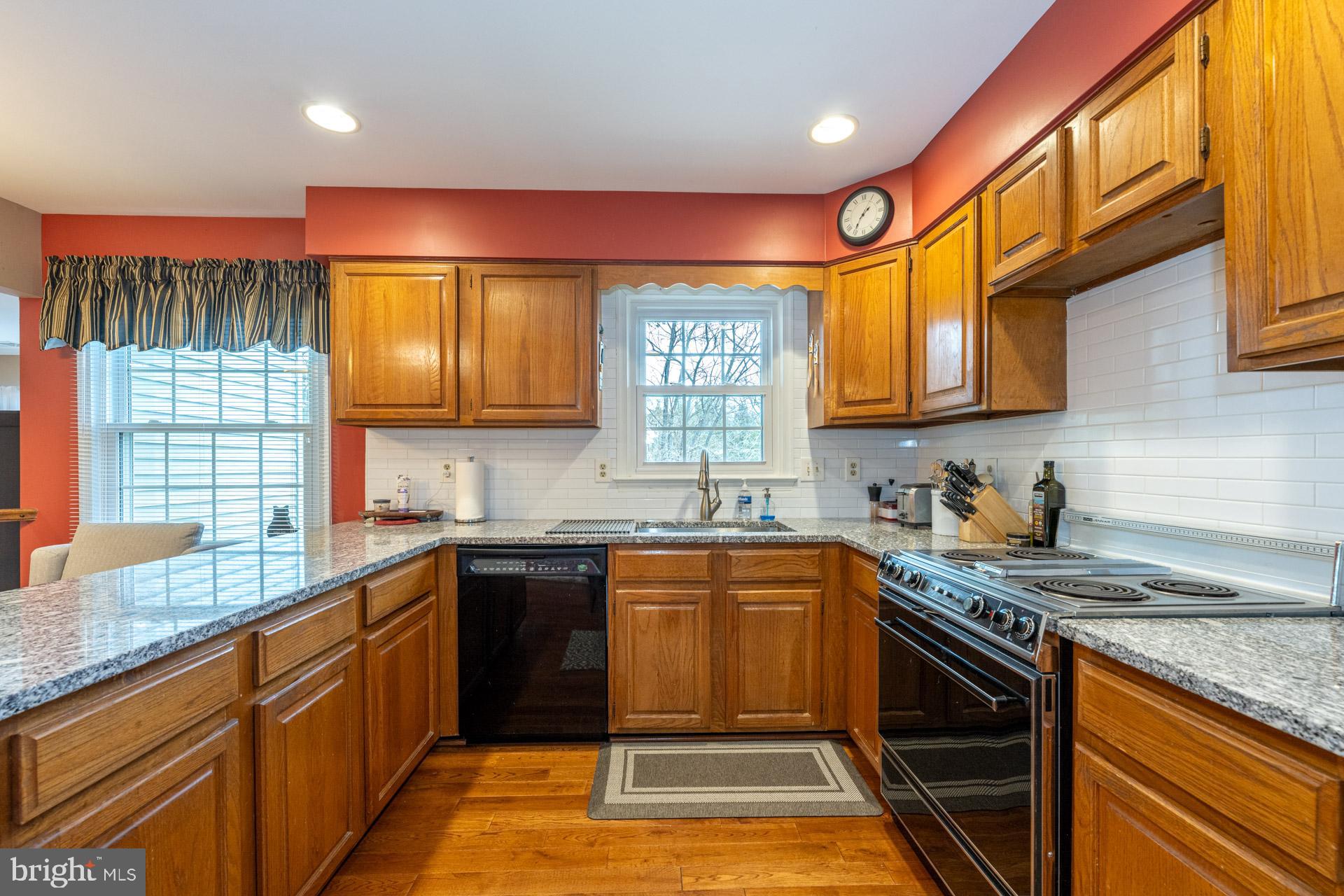 6 Foxmore Court Sterling, VA 20165 - Photo 16 of 47