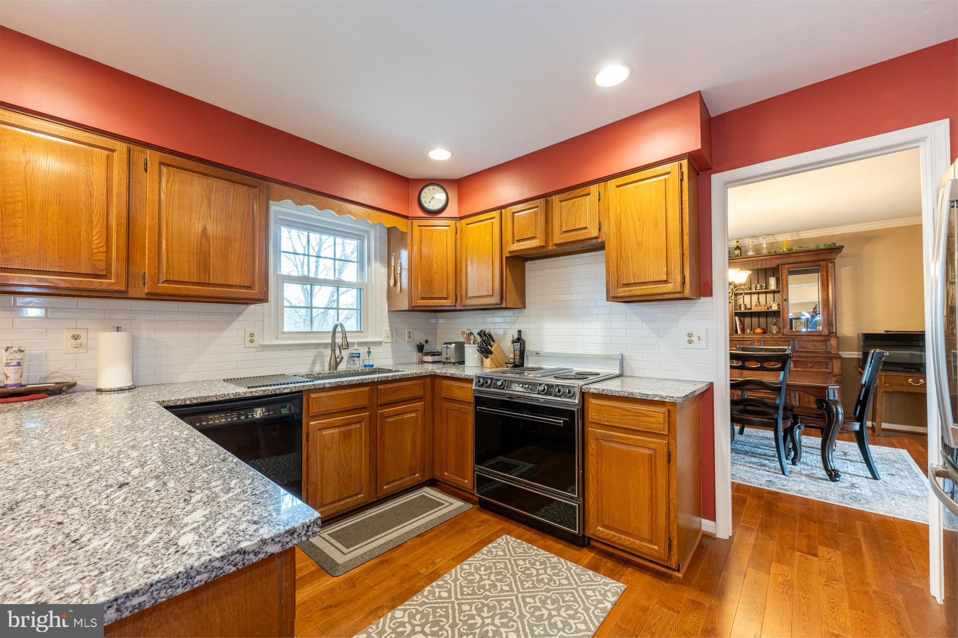 6 Foxmore Court Sterling, VA 20165 - Photo 17 of 47