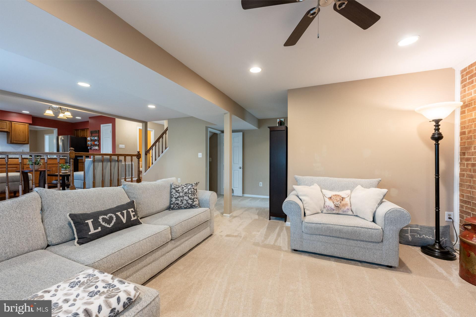 6 Foxmore Court Sterling, VA 20165 - Photo 24 of 47