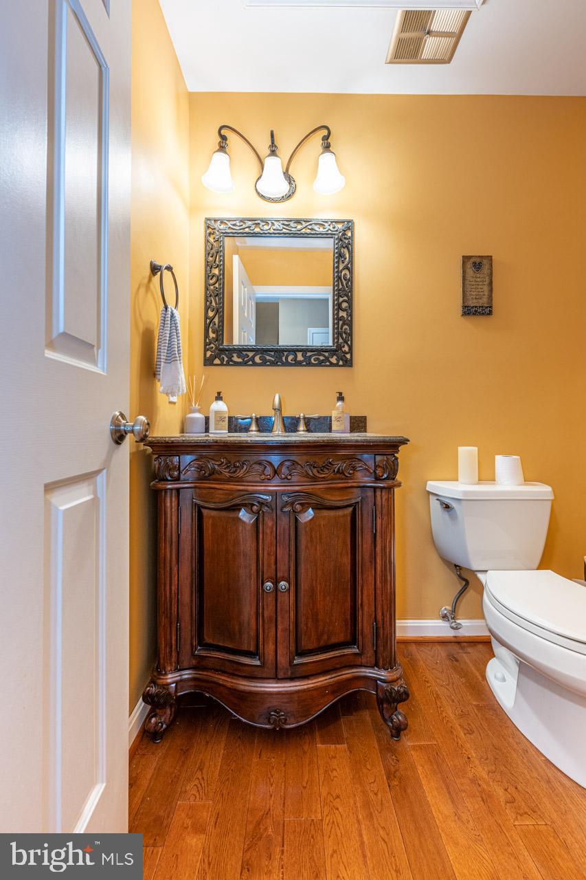 6 Foxmore Court Sterling, VA 20165 - Photo 26 of 47