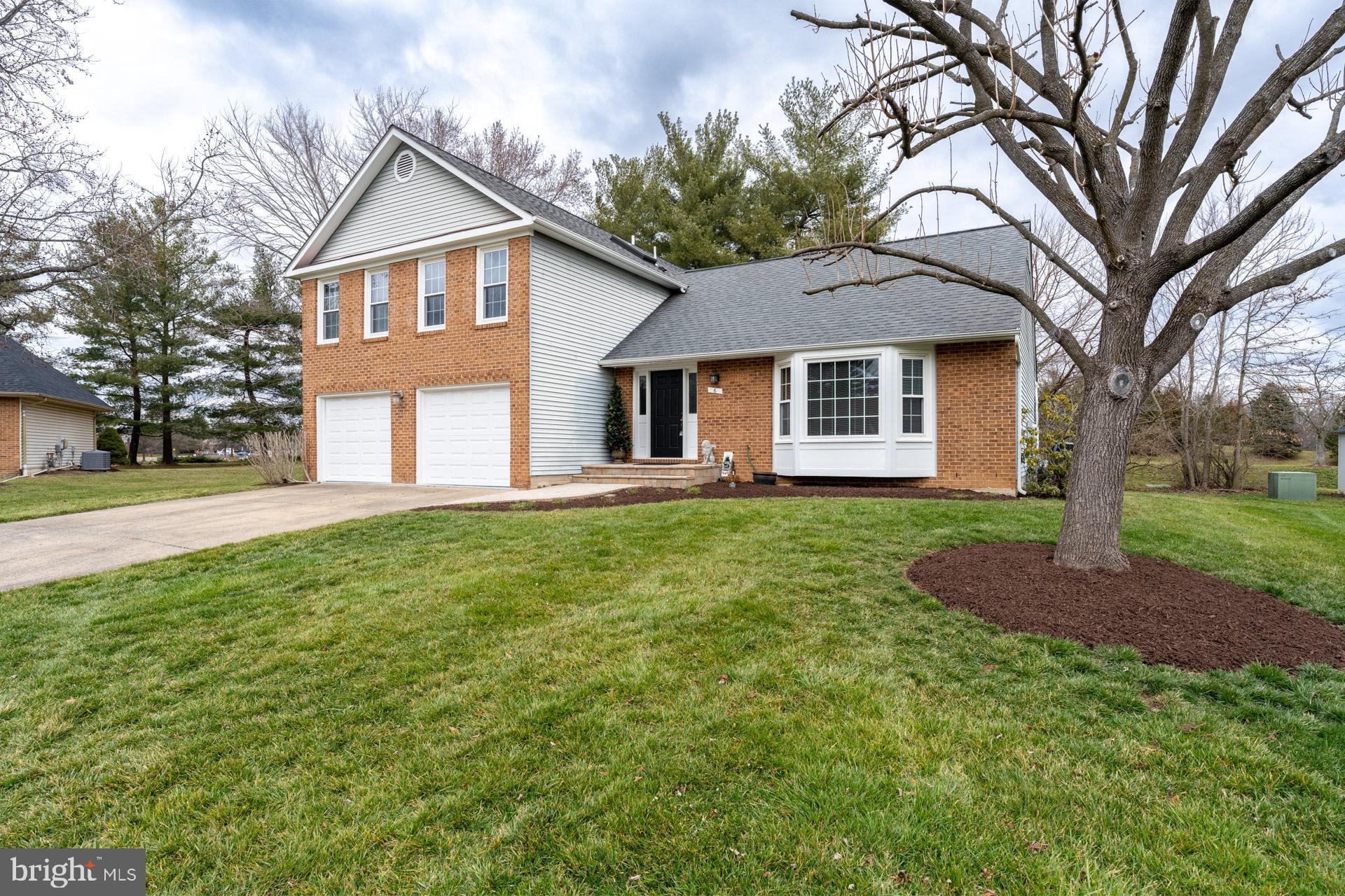 6 Foxmore Court Sterling, VA 20165 - Photo 3 of 47