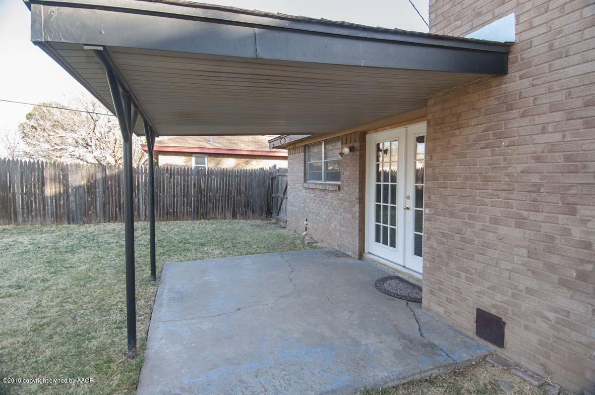 2821 Porter Drive Amarillo, TX 79110 - Photo 30 of 32 PATIO