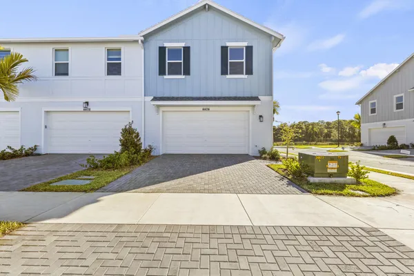 $3,250 | 4404 Longwood Lk Square, The Acreage, FL 33470
