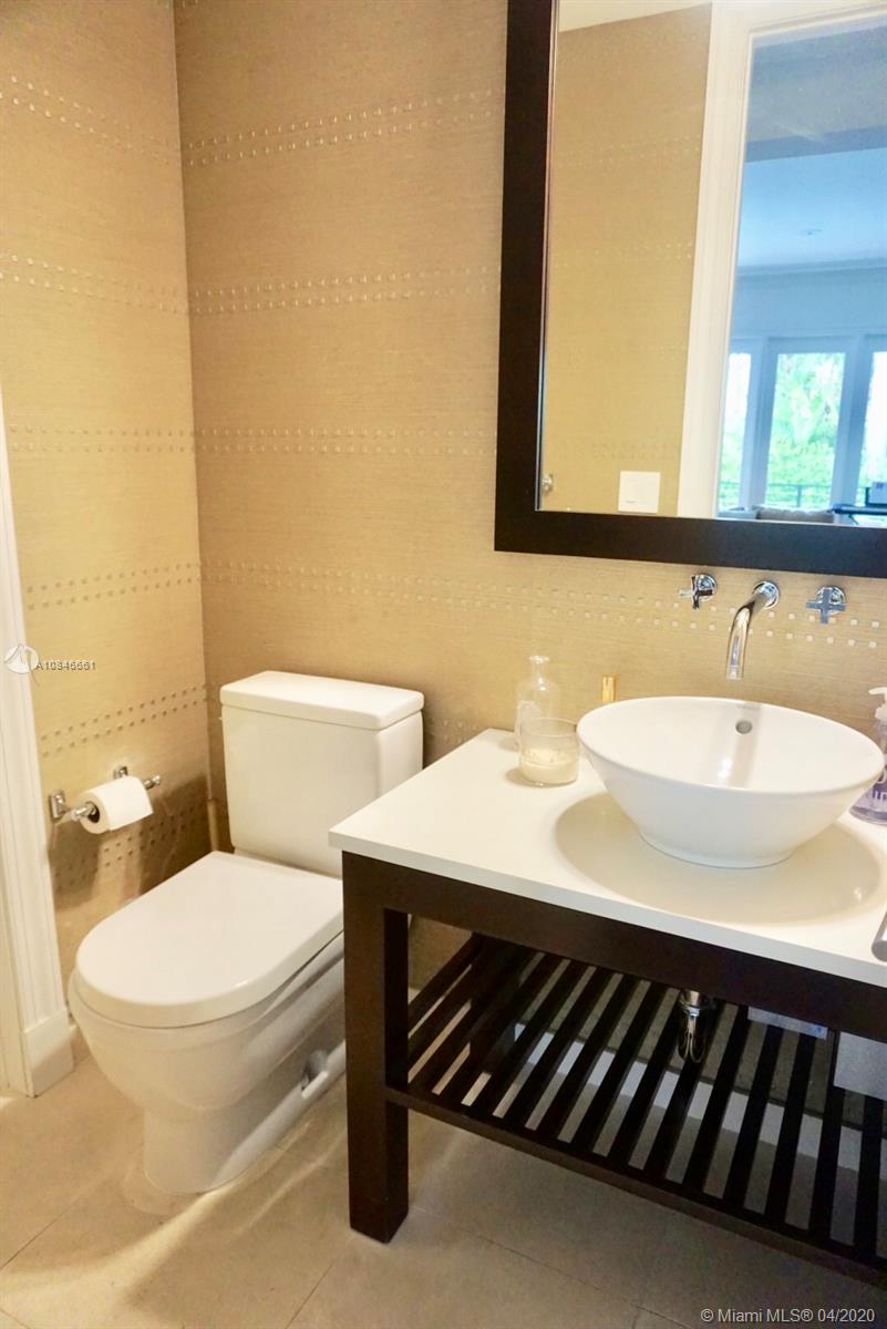 662 Woodcrest Road Key Biscayne, FL 33149 - Photo 11 of 48 Beautiful Guest Bathroom