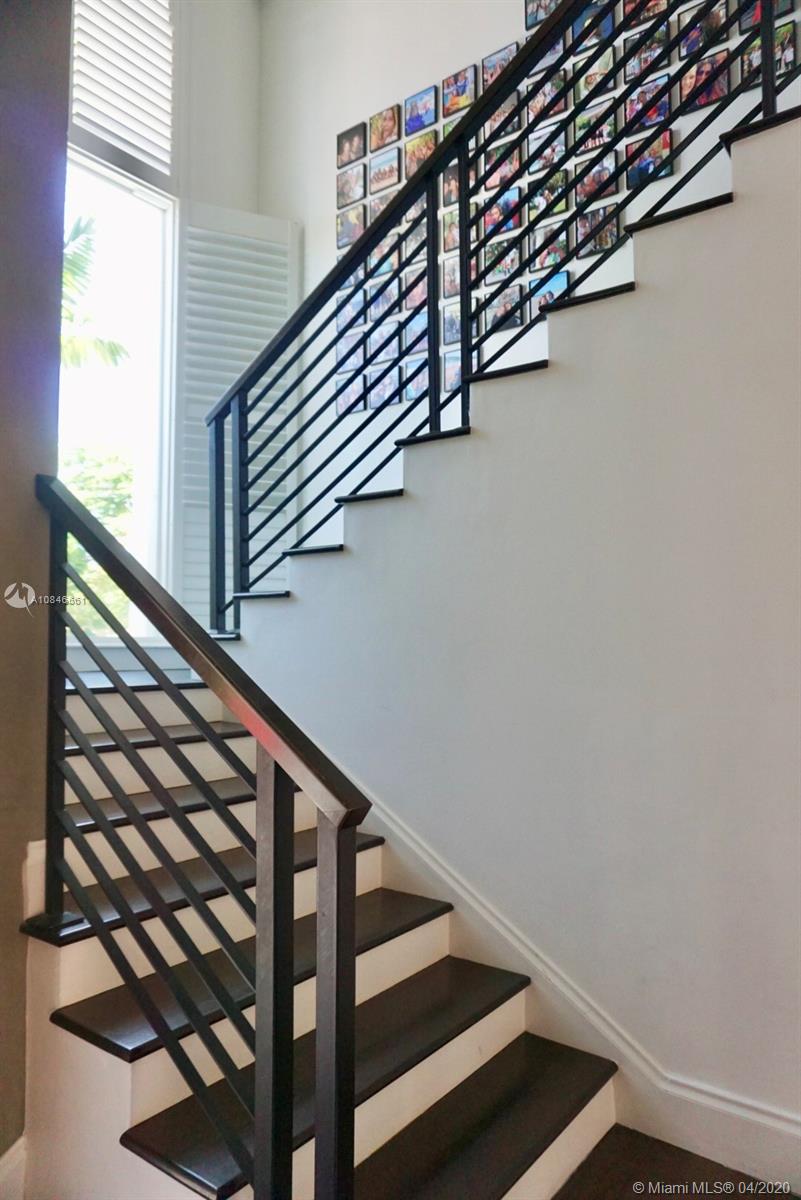 662 Woodcrest Road Key Biscayne, FL 33149 - Photo 12 of 48