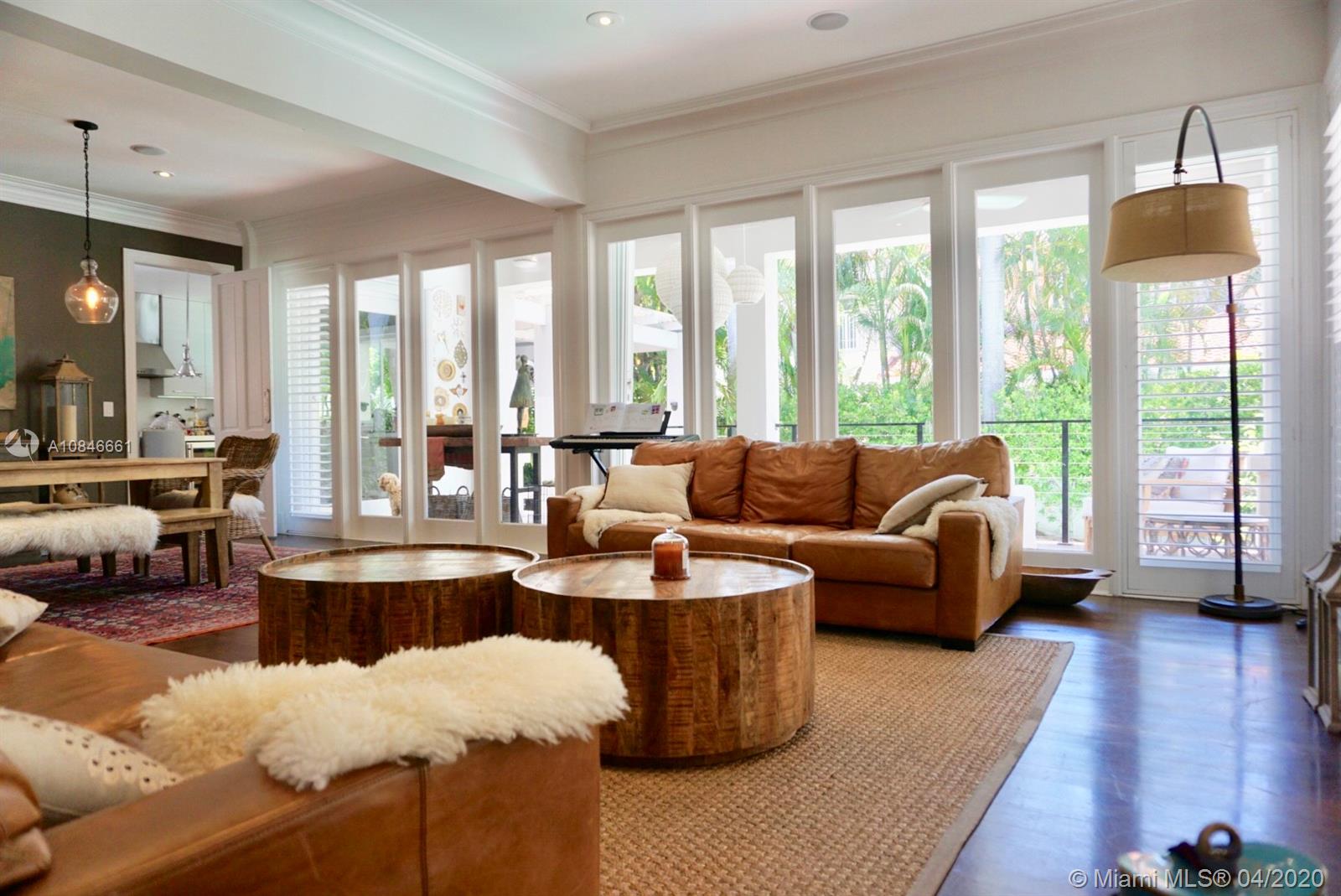 662 Woodcrest Road Key Biscayne, FL 33149 - Photo 4 of 48 Living and Dining room