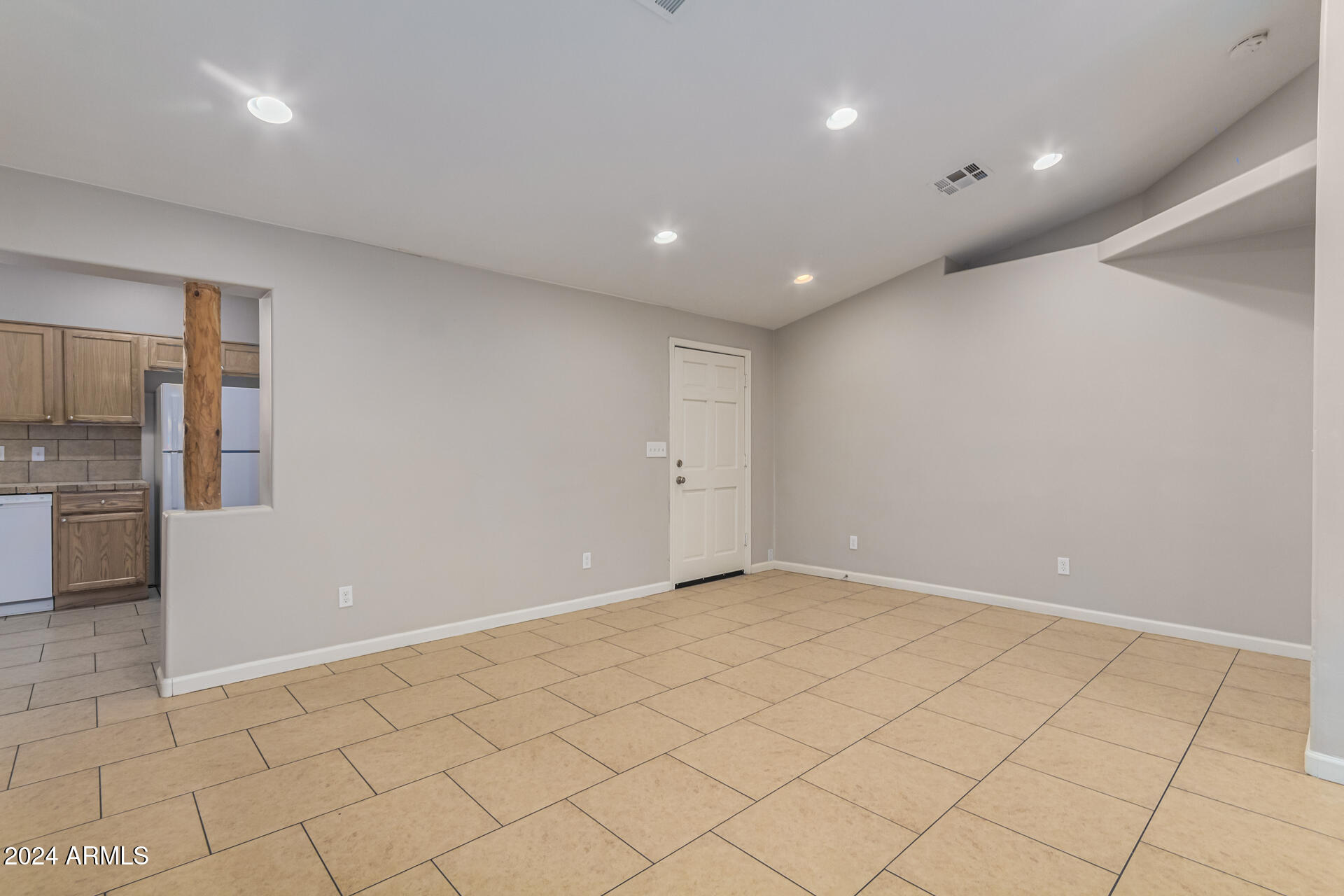 6101 North 32nd Drive Phoenix, AZ 85017 - Photo 13 of 36 13 - 32nd