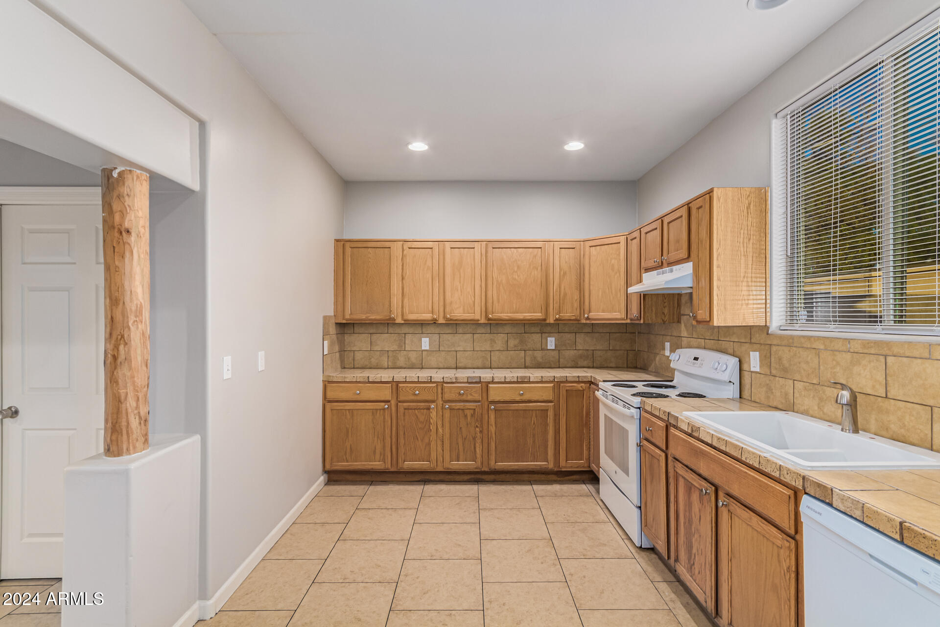 6101 North 32nd Drive Phoenix, AZ 85017 - Photo 21 of 36 21 - 32nd