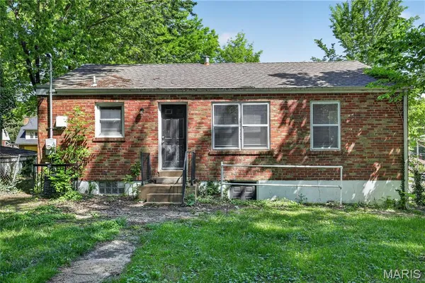 $99,900 | 8004 Monroe Avenue, St. Louis, MO 63114