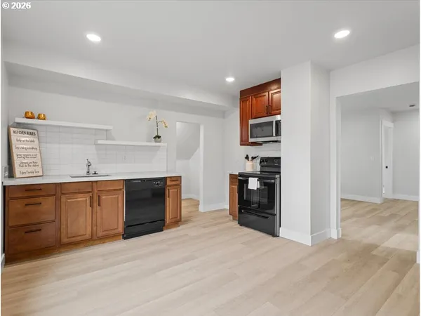 $799,999 | 234 Northeast Cleveland Avenue, Gresham, OR 97030