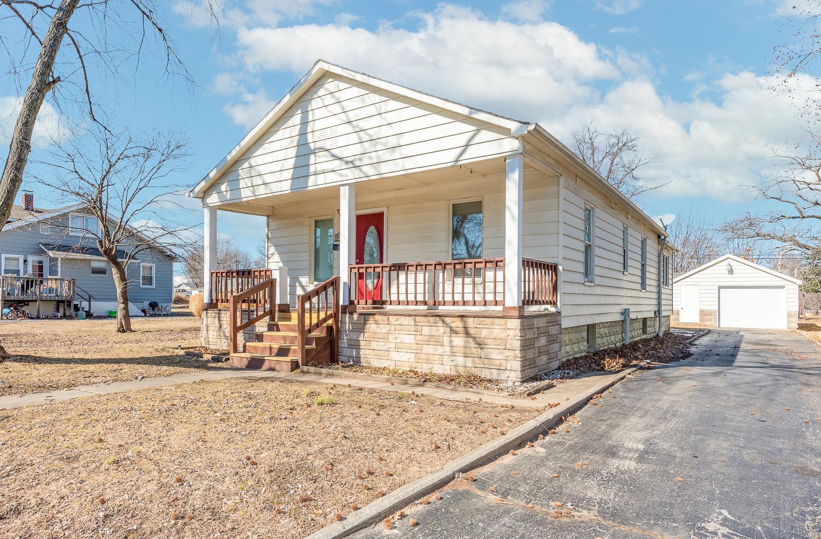 312 Rohm Place Roxana, IL 62084 - Photo 2 of 19