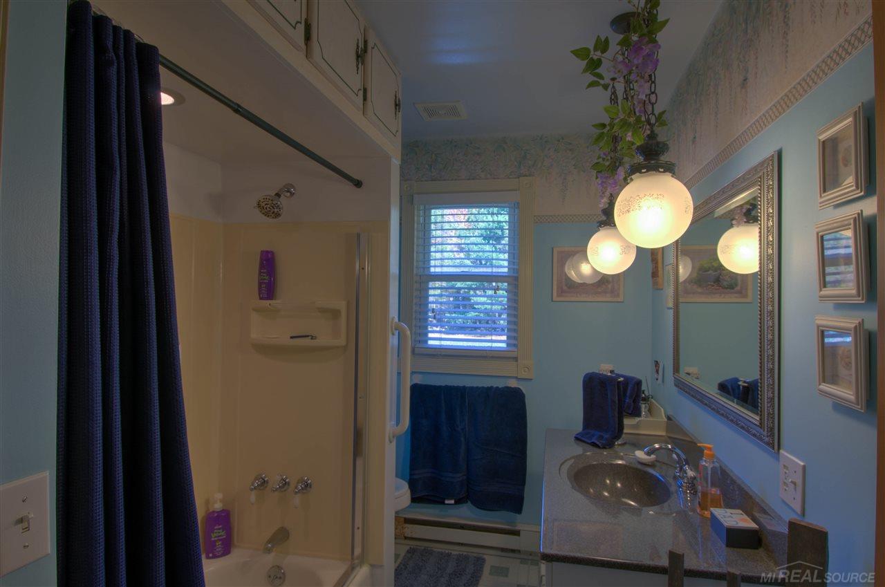 6525 East Gilford Road Deford, MI 48729 - Photo 13 of 34 50026793-12.JPG