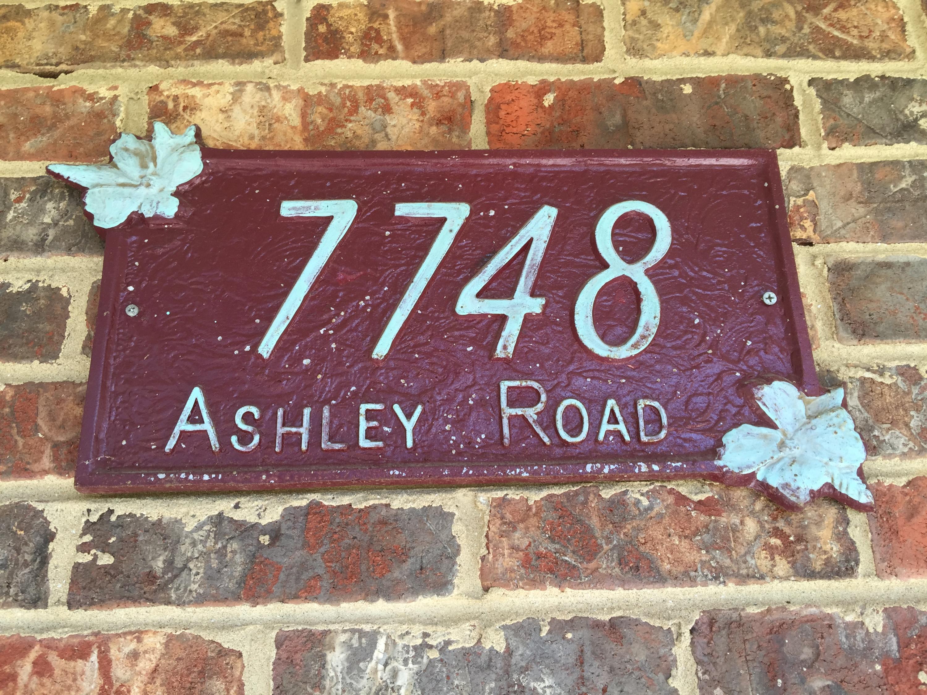 7748 Ashley Road Powell, TN 37849 - Photo 4 of 23 7748 Ashley Rd