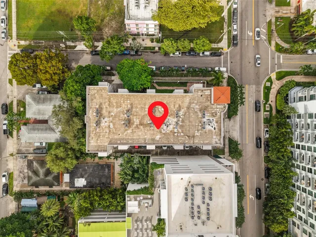 $2,400 | 1060 Northwest 7th Street, Unit 106, Miami, FL 33136