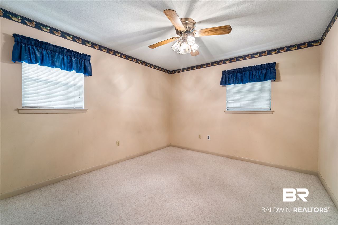 4251 Spring Valley Drive South Mobile, AL 36693 - Photo 13 of 17