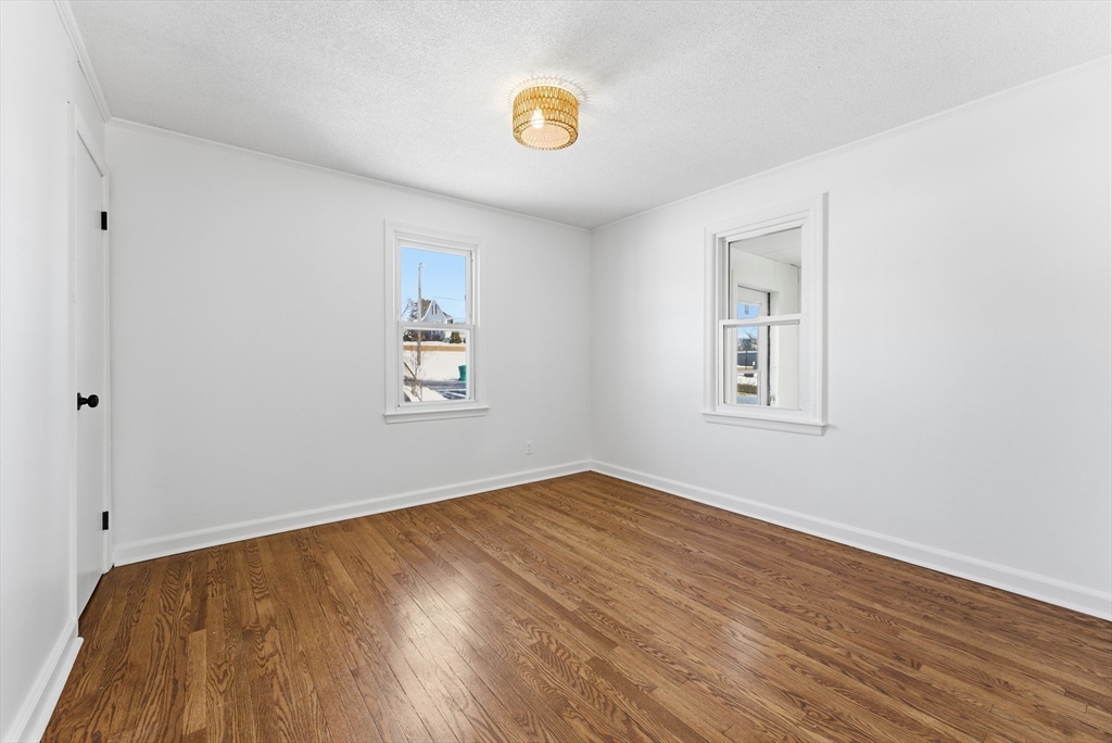 1697 Westover Road Chicopee, MA 01020 - Photo 15 of 36