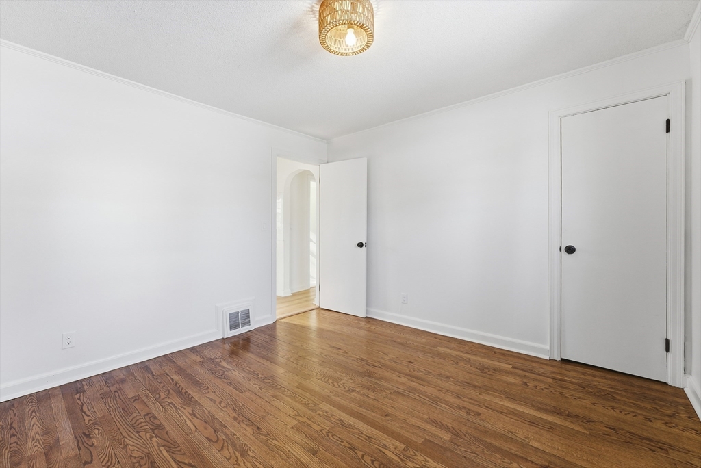 1697 Westover Road Chicopee, MA 01020 - Photo 17 of 36