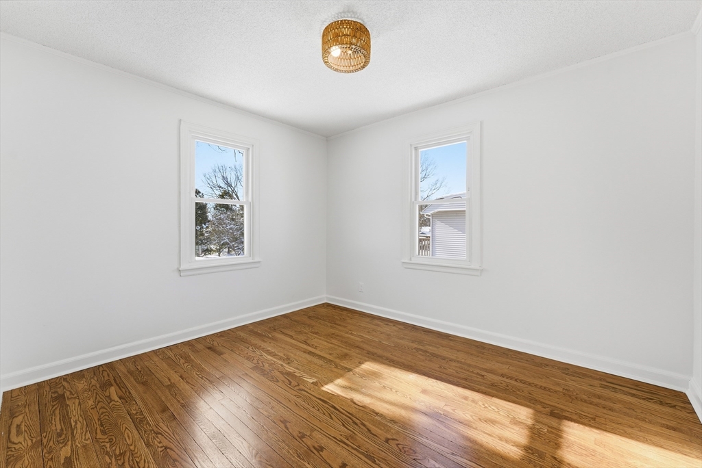 1697 Westover Road Chicopee, MA 01020 - Photo 18 of 36