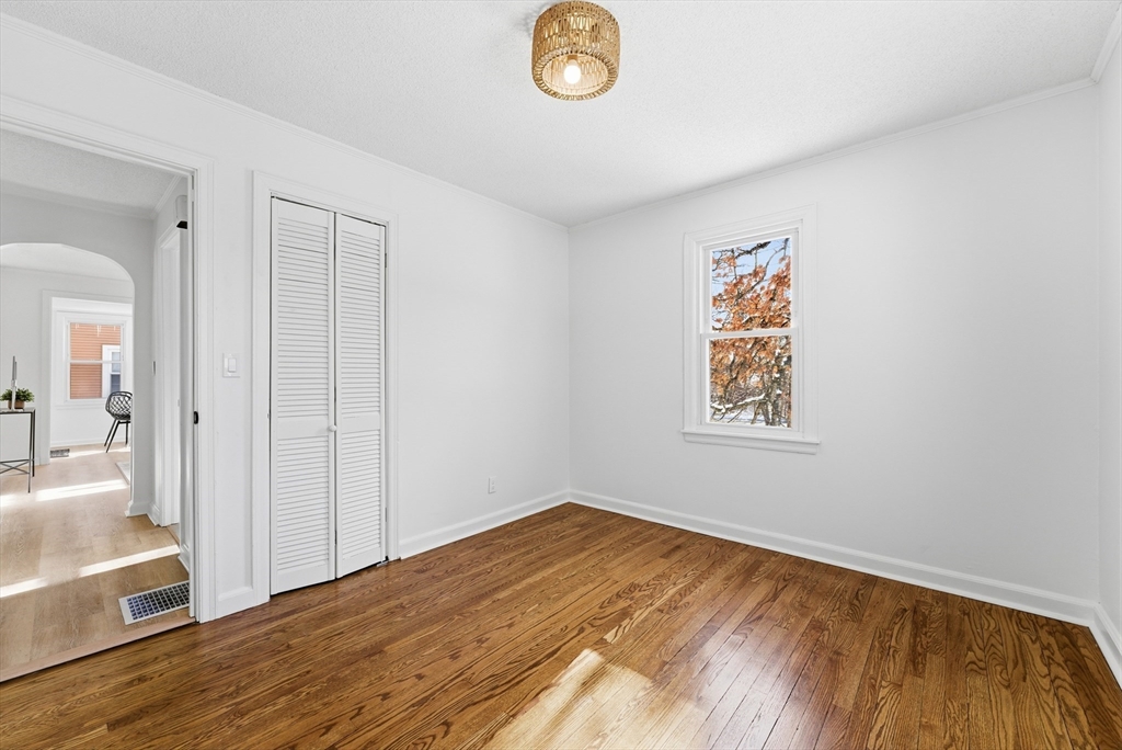 1697 Westover Road Chicopee, MA 01020 - Photo 19 of 36