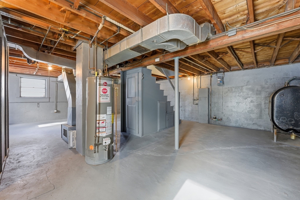 1697 Westover Road Chicopee, MA 01020 - Photo 28 of 36