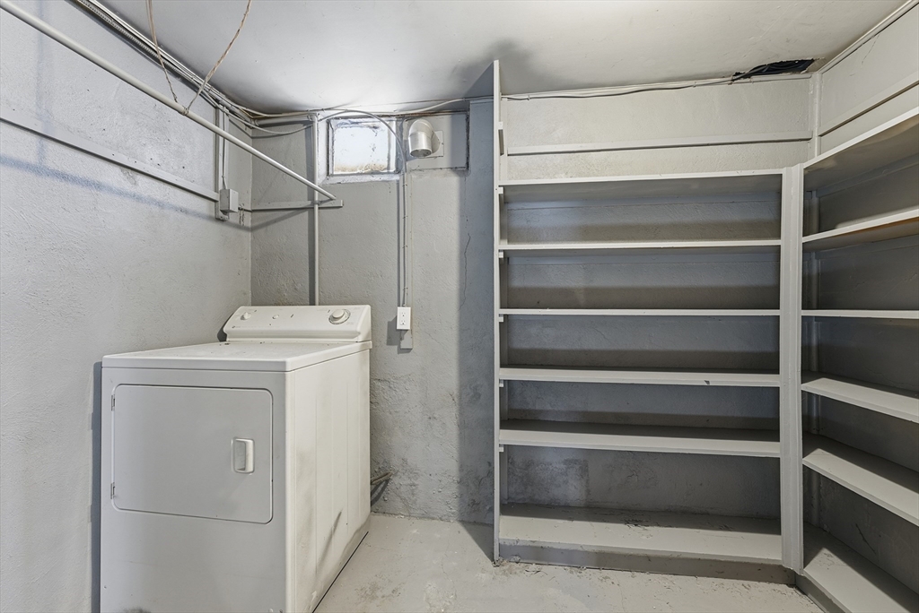 1697 Westover Road Chicopee, MA 01020 - Photo 30 of 36