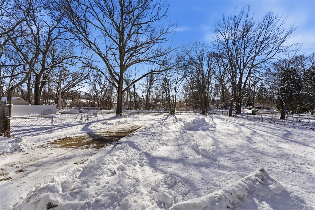 1697 Westover Road Chicopee, MA 01020 - Photo 34 of 36