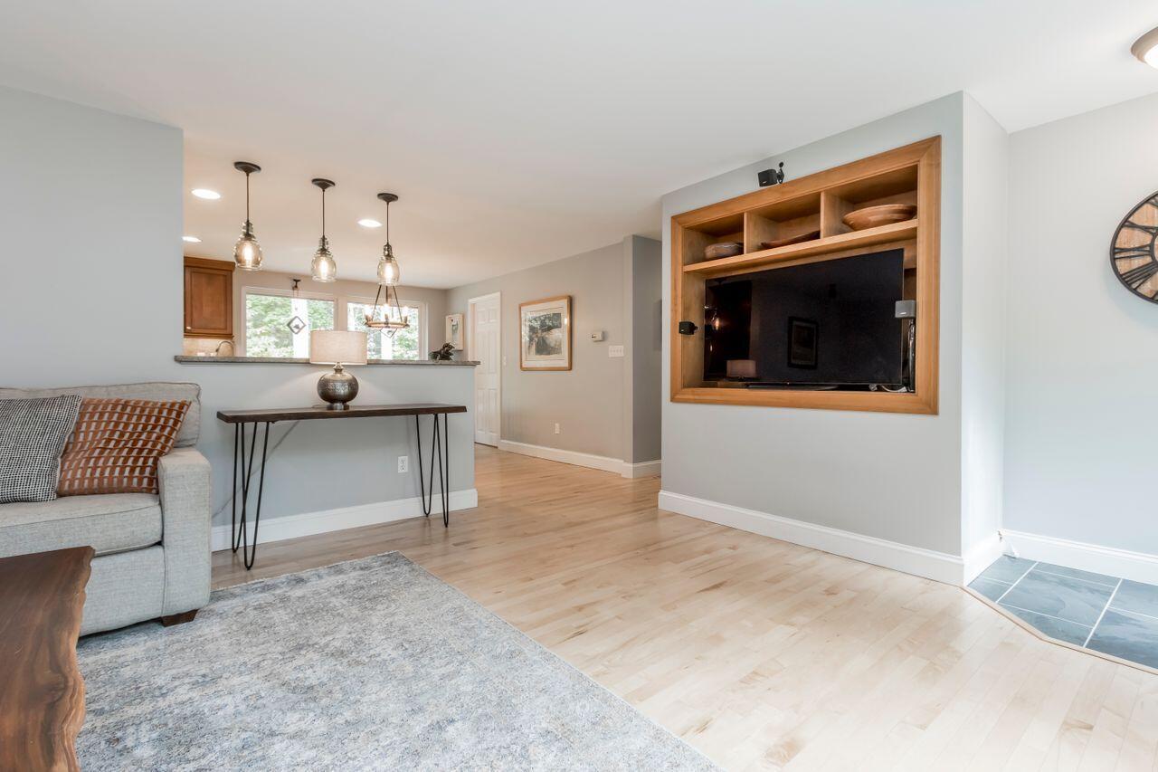 10 Stone Brooke Road Scarborough, ME 04074 - Photo 15 of 50 20240924KP-71049