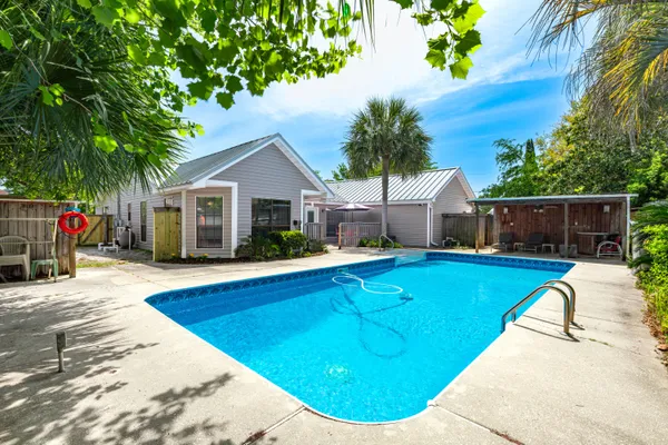 $3,900 | 301 Cypress Street, Destin, FL 32541