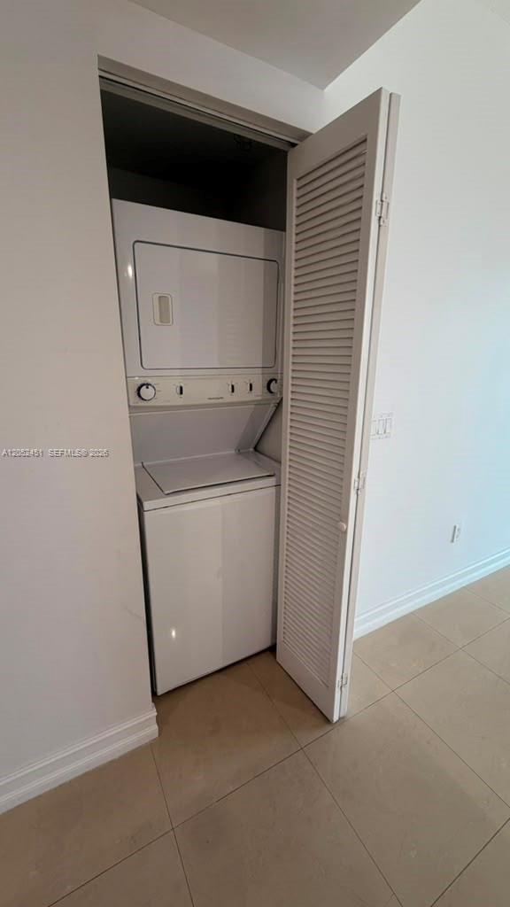 185 Southwest 7th Street, Unit 2505 Miami, FL 33130 - Photo 8 of 11