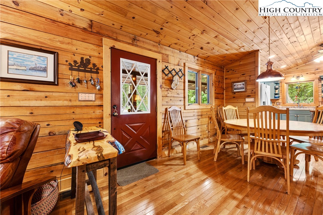 455 Laurel Creek Road Sugar Grove, NC 28679 - Photo 12 of 47