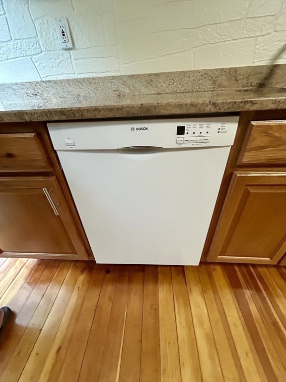 97-2 Court Street, Unit 2 Newton, MA 02458 - Photo 16 of 23