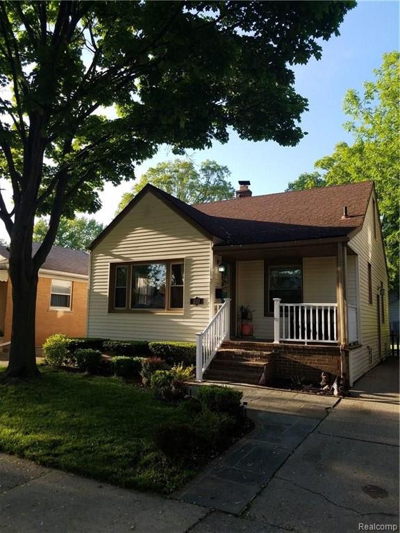 2208 Ridgemont Road Grosse Pointe Woods, MI 48236 - Photo 1 of 21