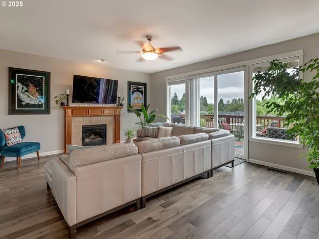 $785,000 | 12720 Southeast Dream Weaver Court, Happy Valley, OR 97086