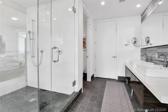 $555,000 | 1100 Biscayne Boulevard, Unit 3602, Miami, FL 33132